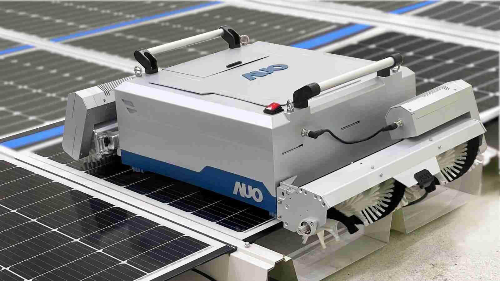 2468BET致力EPC场域技术升级，，，，导入清洁机器人搭配传感器与AI数据分析，，，大幅减少维运成本