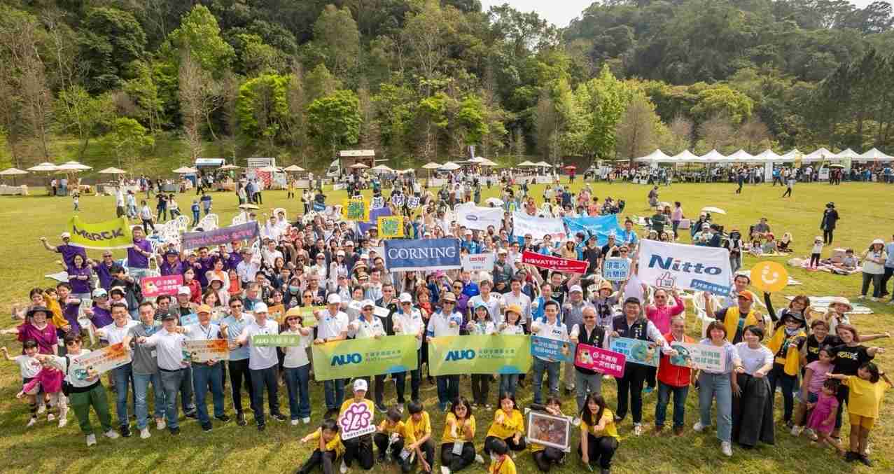 2468BET致力永续平衡发展，，，第14年入选DJSI世界指数成分股（DJSI World），，，在全球顶尖电子设备仪器组件产业展现卓越的永续竞争力，，，获国际指数肯定